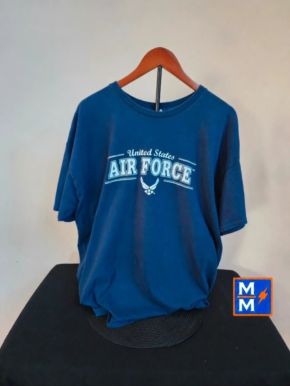 Vintage Gildan Navy Blue "United States Air Force" Short Sleeve Tee. Size 2X